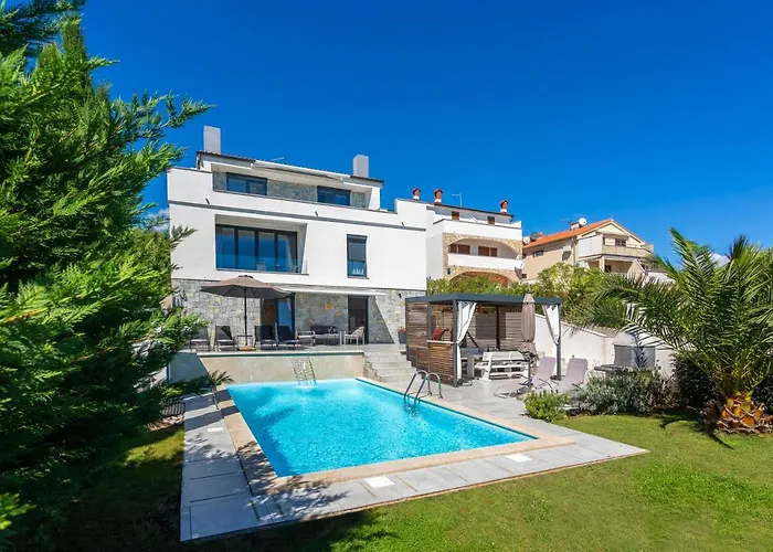 Sun & Sea Villa