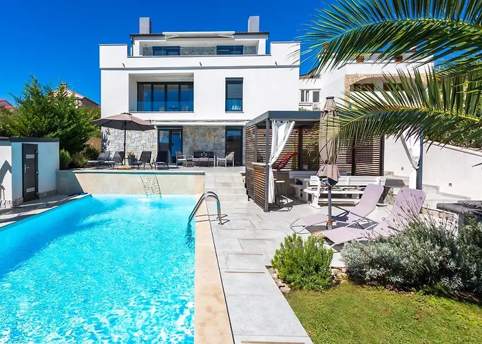 Sun & Sea Villa