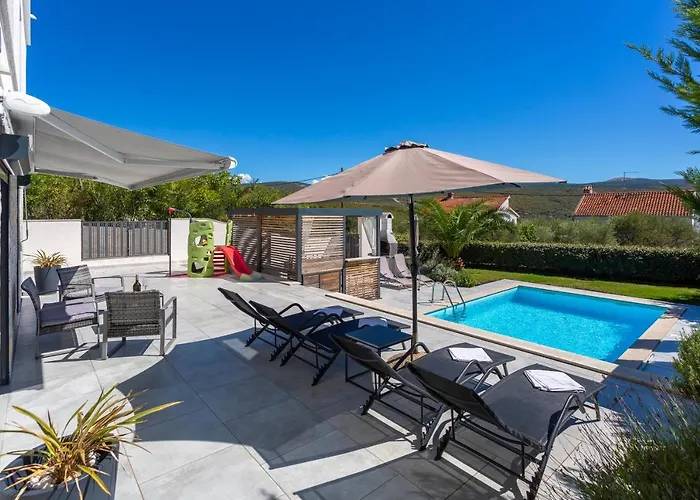 Sun & Sea Villa